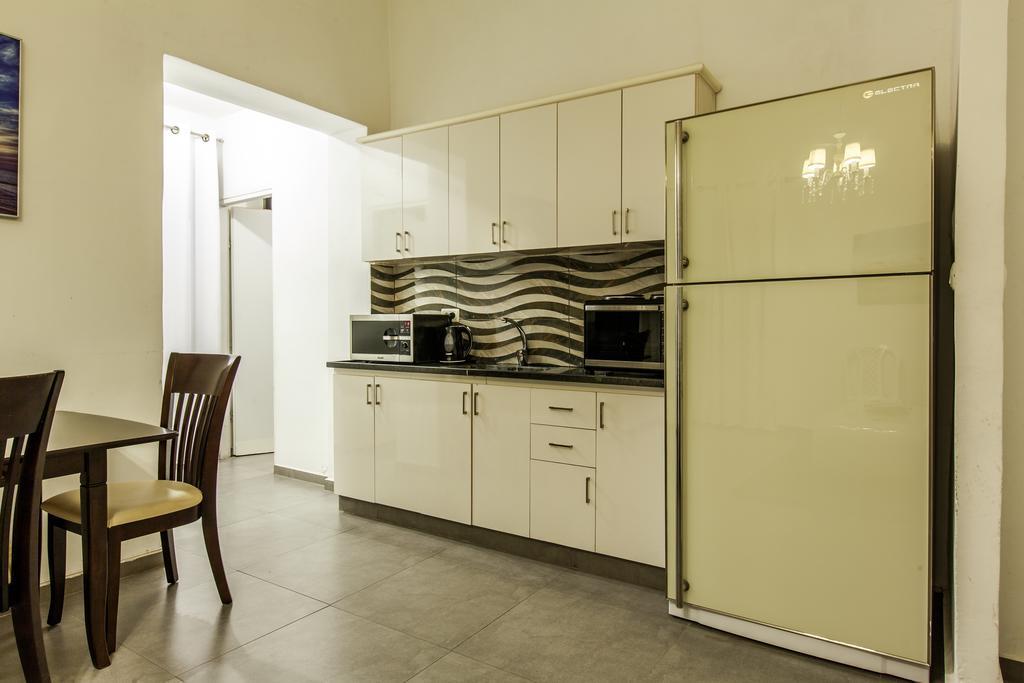 Sunset Beach Apartments Tel Aviv-Jaffa Exterior foto
